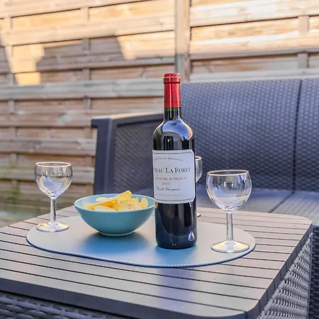 La Petite Terrasse Du Parc Apartment